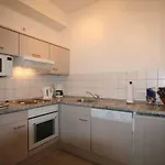 H&p Residenz Am Kurpark Warnemuende Apartament *