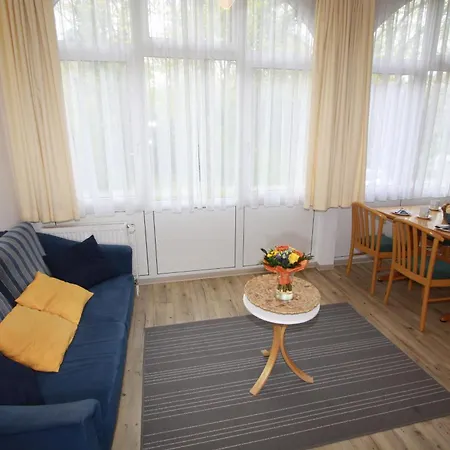 H&p Residenz Am Kurpark Warnemuende Apartamento *
